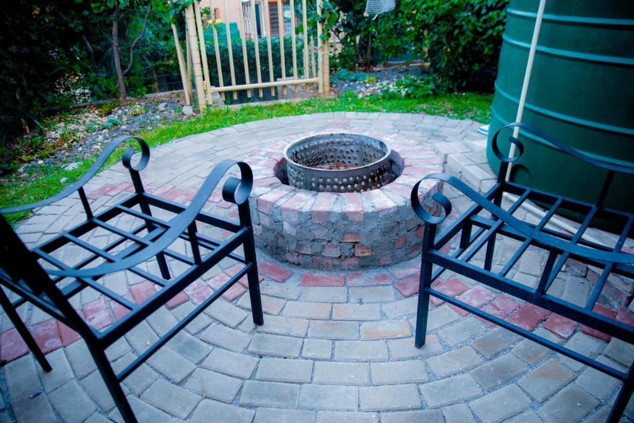 לוסקה Sanctuary Aparthotel-Ac-Garden- Solar-Wi-Fi -Firepit-Park-Carport מראה חיצוני תמונה