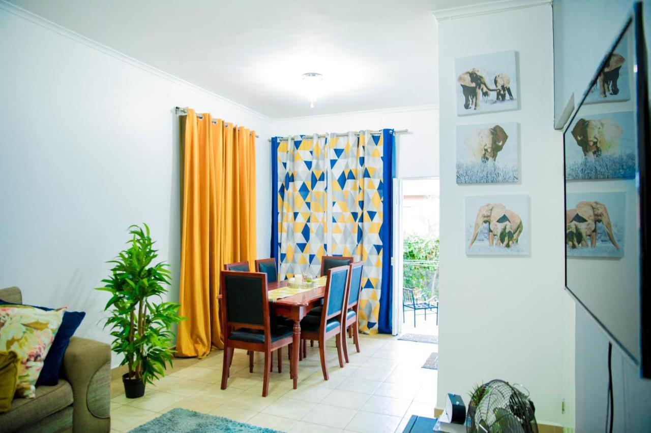 לוסקה Sanctuary Aparthotel-Ac-Garden- Solar-Wi-Fi -Firepit-Park-Carport מראה חיצוני תמונה